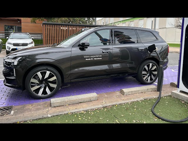 Volvo EX90 - Recorremos 400 km com este SUV 100 % eléctrico made in…