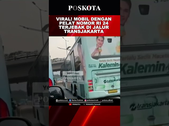 Viral! Mobil Dengan Pelat Nomor RI 24 Terjebak di Jalur TransJakarta