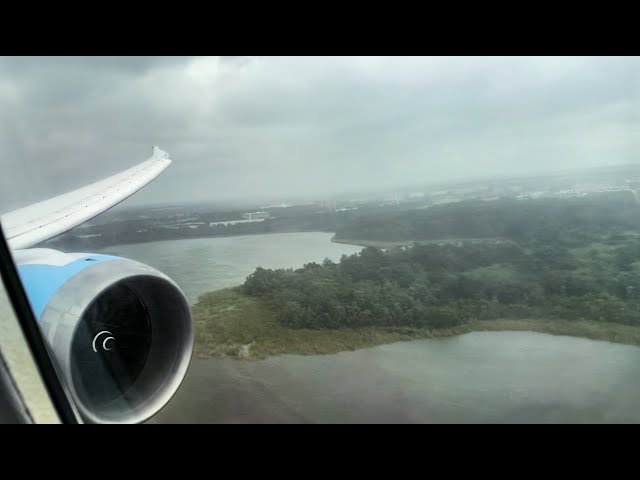 GUSTY approach Norse 787 Dreamliner Orlando (MCO) Landing | Hurricane Idalia