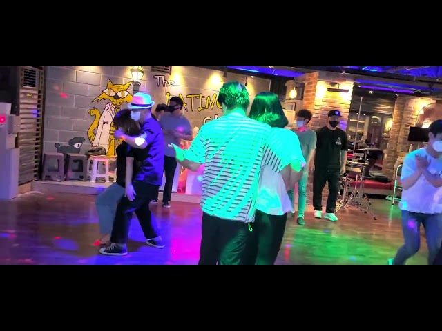 루엠 딸기 바차타 소셜 bachata social dance 라라라동호회 부산