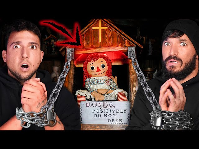 5 NIGHTS in HAUNTED WARREN MUSEUM w/ THE REAL ANNABELLE *VIEWER WARNING*