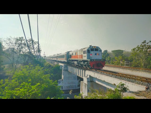 CC 204 03 07 YK feat KA BANGUNKARTA | Jombang - Pasar senen Lepas Stasiun Walikukun