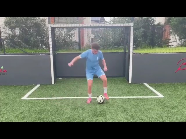 Step Over Push | Elite | Soccer training drills ⚽️