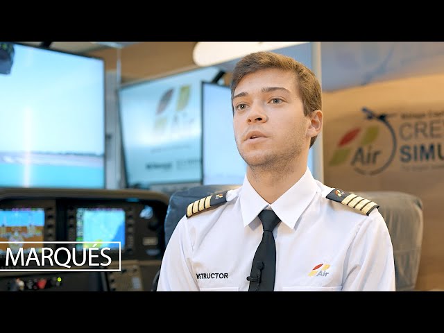 Tomás Marqués | ONE AIR OPINION | Flight Instructor FI (A)