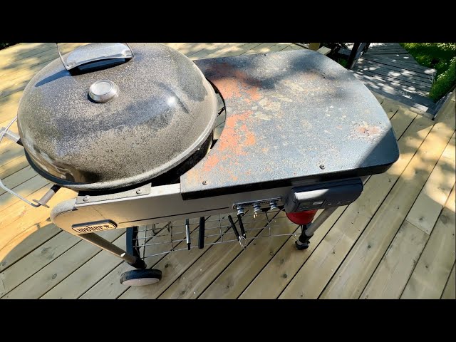 Restoring a rusty Weber Performer grill