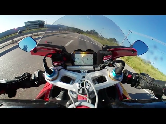 Ducati V4S 2021 - Itu - Castelo - ZX10 - S1000RR 2020