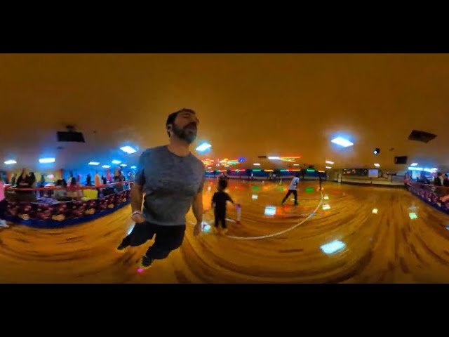 Skating to Pharrell Williams - Happy 360 video