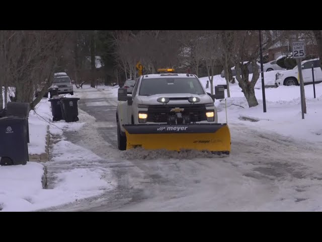 DMV snow plows ready for Saturday forecast