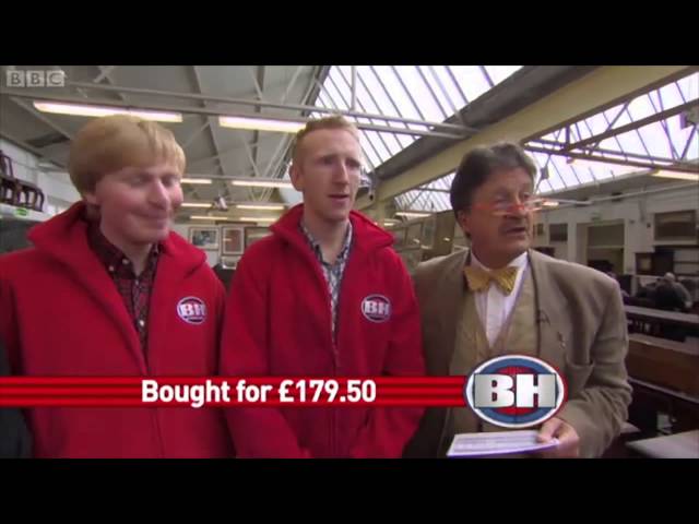 Bargain Hunt - Wood Bine Cottage Dolls House