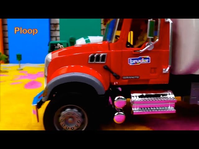 TRIPPING TRUCKS - Bruder Toy Trucks RESCUE - Lighting McQueen Toy Cars videos for kids