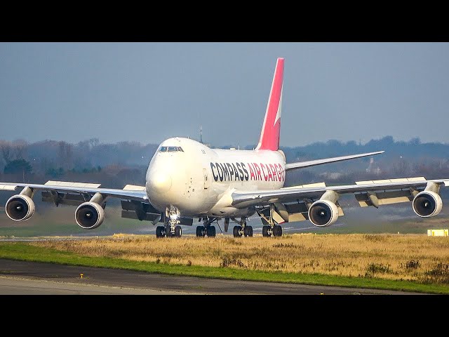 BOEING 747 with a SMOKEY ENGINE STARTUP + B747 Landing (4K)