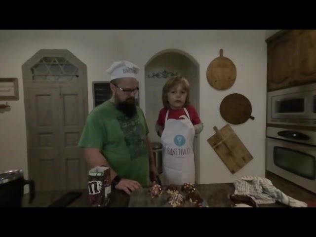 Ryker and Dad - Baketivity Cupcakes - Part3