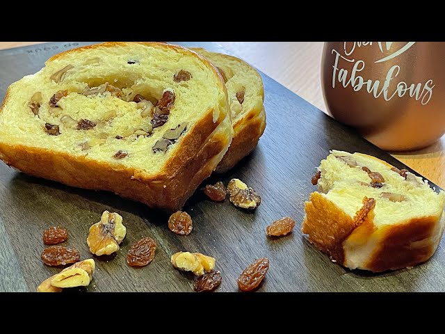 Easy Loaf bread with Raisin and walnuts