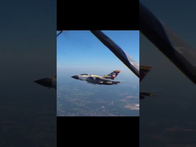 🛩 #plane #aircraft #aviation #shorts #short #plane #tornado #germany #song #polizei #edit