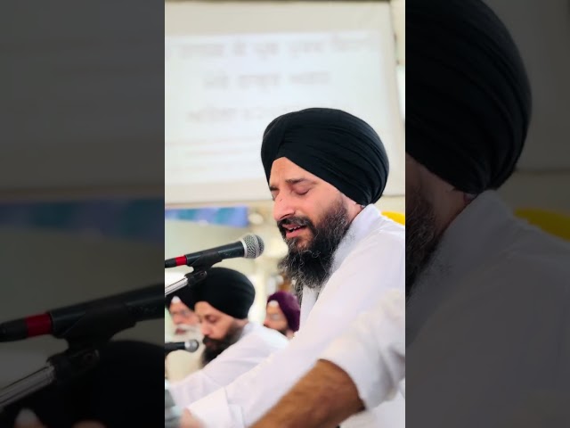 Raag Sarang sangat with Dr. Gurinder Singh Ji Batala