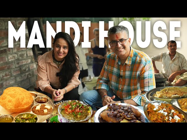 Ep - 6, Bengali Market/Mandi House Street Food Walk | Model/Organised Street Food Vendor of Delhi