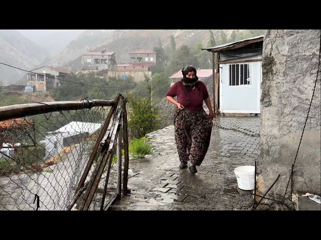 Dağlardaki Zorlu Hayat / Belgesel Tadında Köy Hayatı