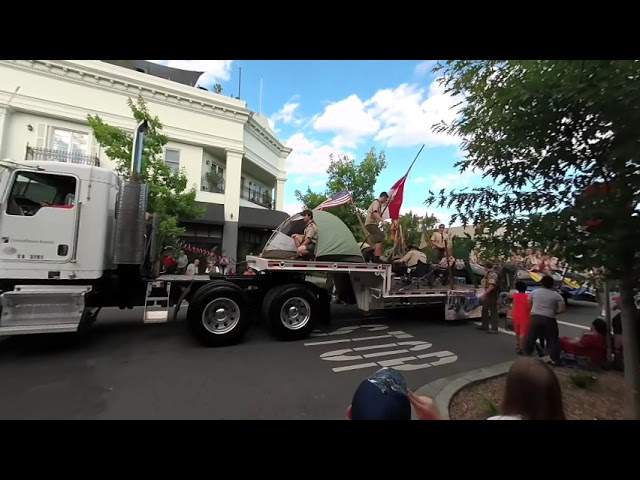 Healdsburg Twilight Parade 180 Video