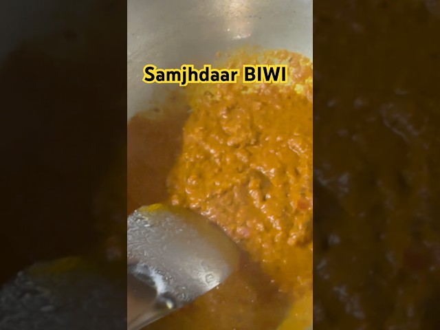 Samjhdar biwi #funny #comedy #food #cooking #ytshorts #recipe #viralplzz #hindicomedy #shorts #viral