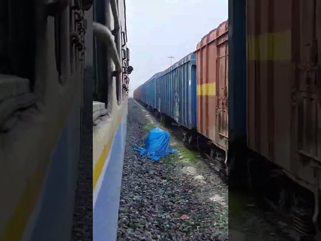 #indianrailways#train#fanning#poornaexpress#ernakulam#pune#poornasuperfast#satara#sangli#goa