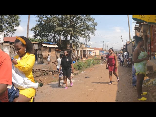 INSIDE A LOCAL COMMUNITY IN AFRICA 🌍 UGANDA🇺🇬