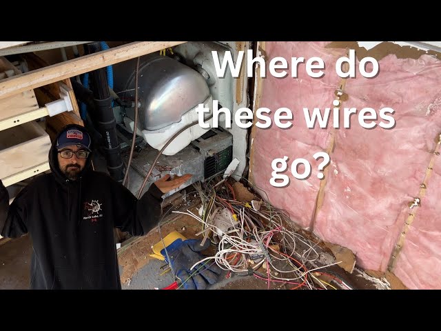 Big Bertha the Motorhome Makeover - Part 3 - I can't find these wires?