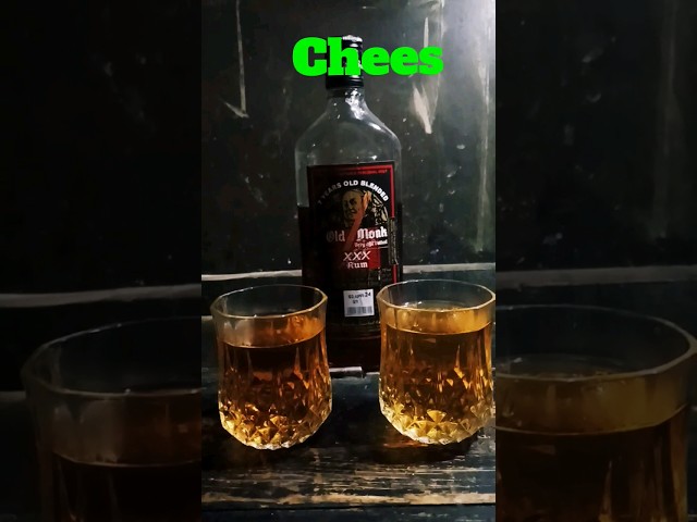 Old Monk Rum with hot water best recipe for winter || Old Monk Rum + hot water || #oldmonk #rum