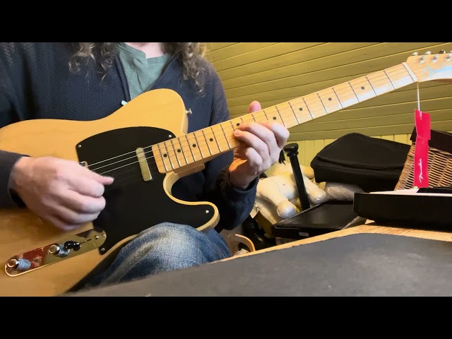 Fender Telecaster American Vintage II 1951 - Funky synth guitar warp in Space