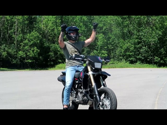 Wheelie tutorial DRZ400SM by @Mandrew Motovlogs