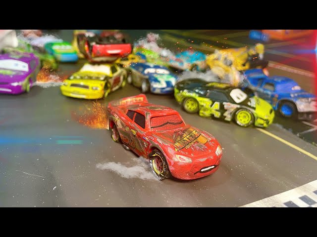 Disney Cars Damaged Piston Cup Racers - Collection & Custom Diecast Tutorial