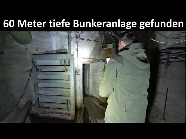 Loch im Boden führt in einen riesigen Bunker. Wir erkunden ihn