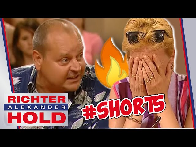 Dieser Moment, wenn der Zeuge sich verplappert ... | Shorts | Richter Alexander Hold