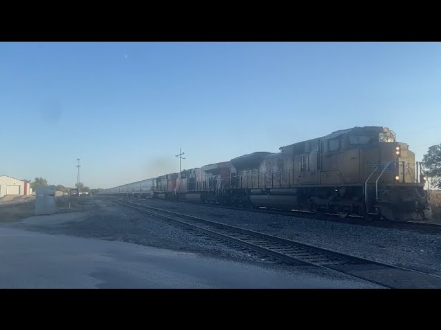 CN northbound G870 on the STL sub