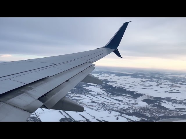 Delta Boeing 737-900ER Landing in Minneapolis (MSP)