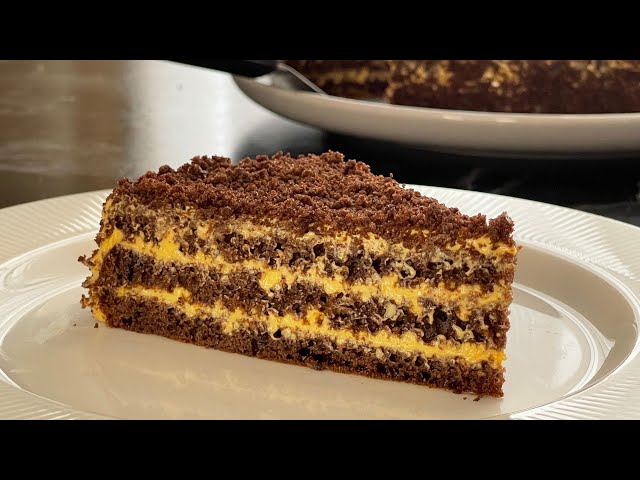 Quick cake in 5 minutes – no scales, no mixer!