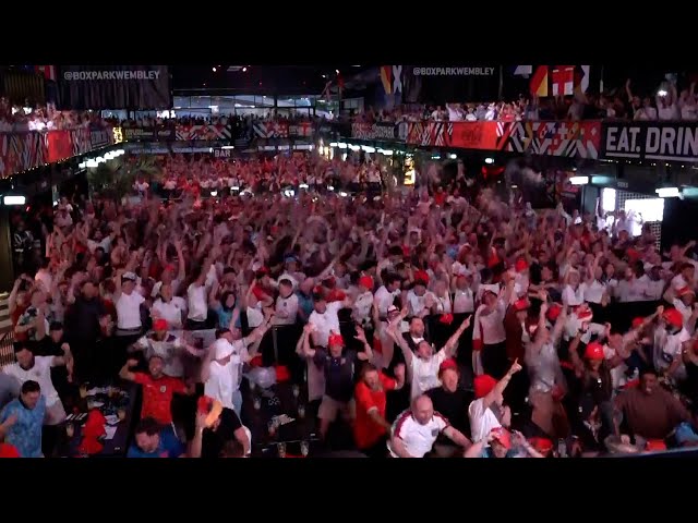 CRAZY SCENES 🙌 England fans REACT AS COLE PALMER SCORES ⚽ Spain 1-1 England 🏆 Euro 2024 Final