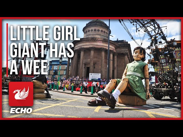 Little Girl giant takes a pee in Liverpool!