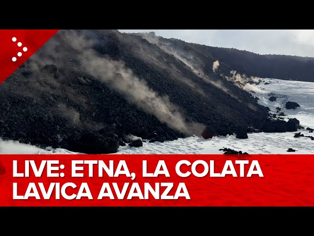 LIVE Etna, le immagini in diretta dalla colata lavica: diretta video