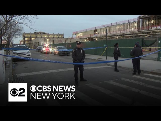 14-year-old critically hurt in Queens stabbing