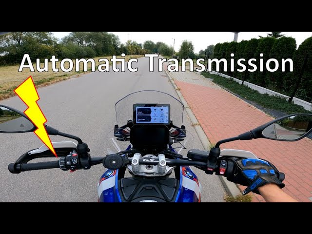 BMW R1300 GS with Automatic Shift Assist