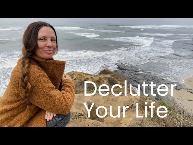 Declutter Your Life | lighten up in 2025 ✨