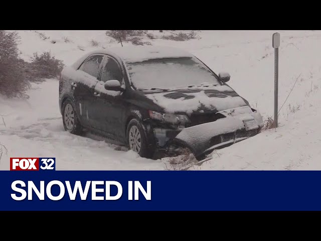 Skokie residents clean up remnants from yesterday's snowstorm