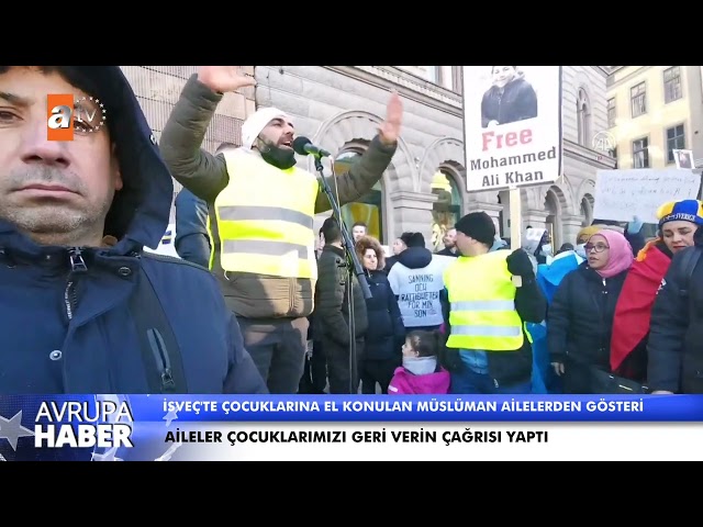 İsveç'te çocukları ellerinden alınan Müslüman ebeveynler, sosyal hizmetler kurumunu protesto etti