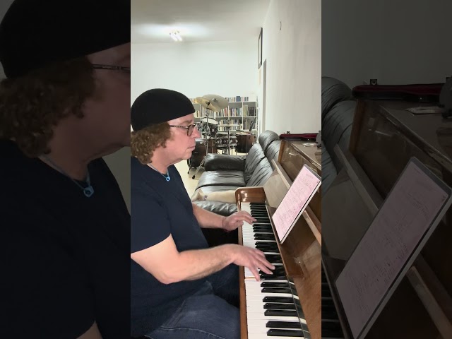 A day in the life by The Beatles Piano Cover by Enrique Welch #thebeatles #beatles #piano