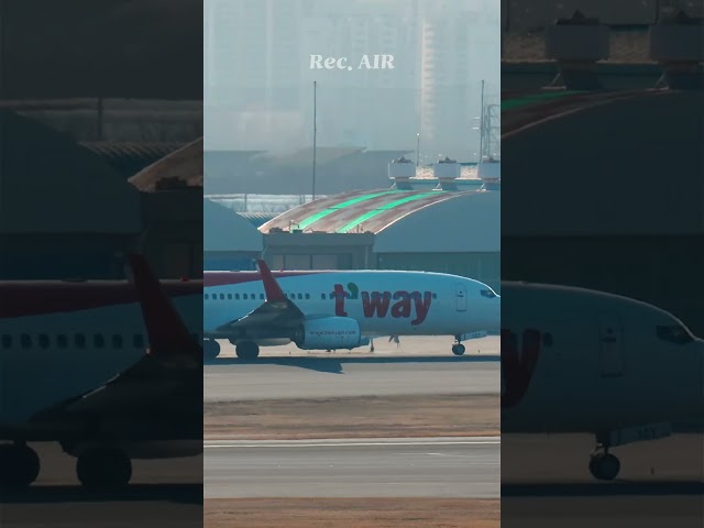 [T'way Air] Boeing 737-8AS (HL8323) take off