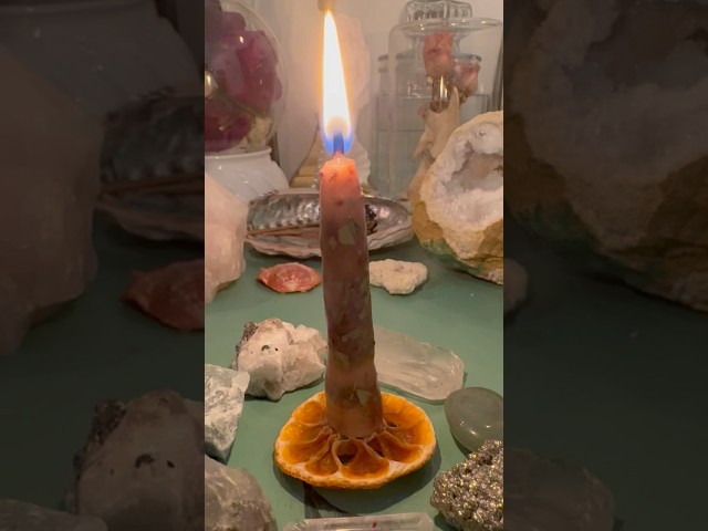 I am now offering money spell candles in my bio 💸 #moneymanifestation #spellwork #candlemaking