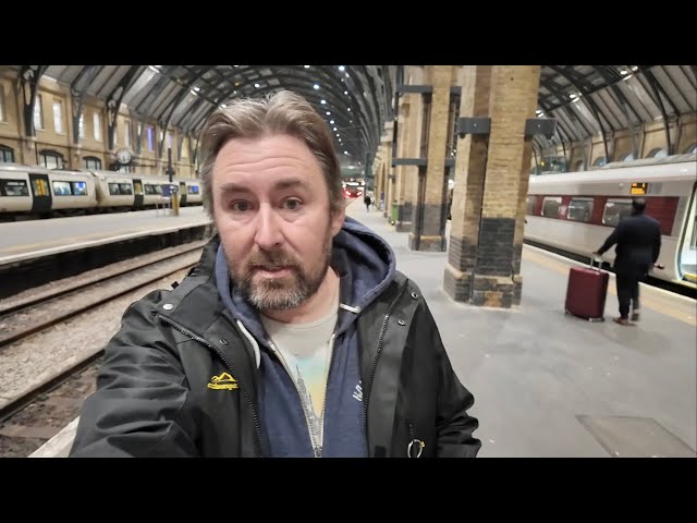 The Harry Potter Locations In London- Platform 9 3/4 & Leaky Cauldron / Extensive Night Walking Tour