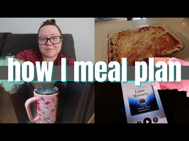 Strawberry Cheesecake Dump Cake and How I Meal Plan | DITL of a SAHM | Housewife Life