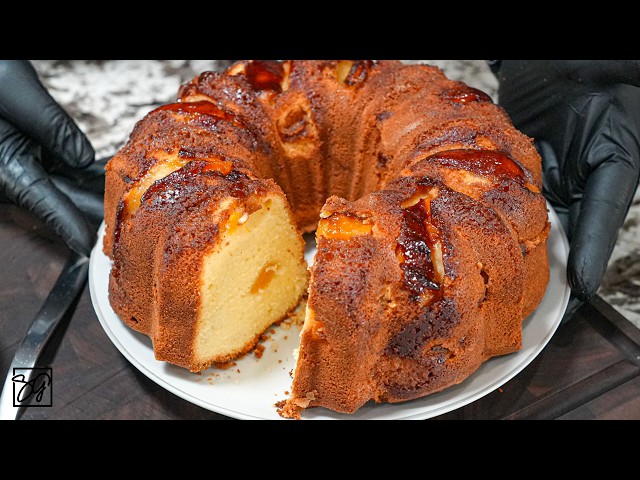 Easy Peach Cobbler Pound Cake Recipe