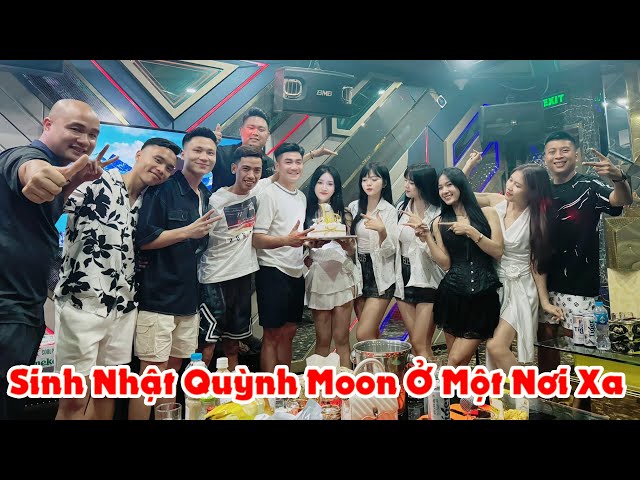 Tổ Chức Sinh Nhật Bất Ngờ Cho Quỳnh Moon Ở Một Nơi Xa Cùng Anh Em Gãy TV | ĐI CÙNG VINH GẤU